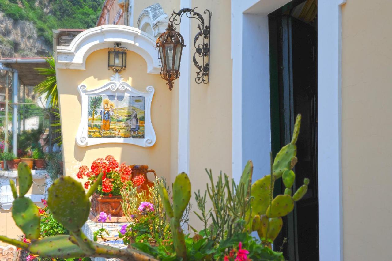 Estate4Home - Palazzo Crocione Positano Luaran gambar