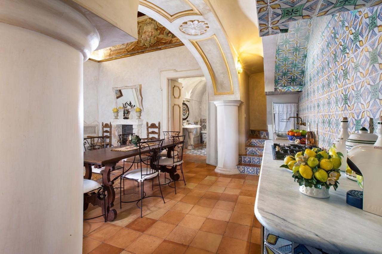 Estate4Home - Palazzo Crocione Positano Luaran gambar